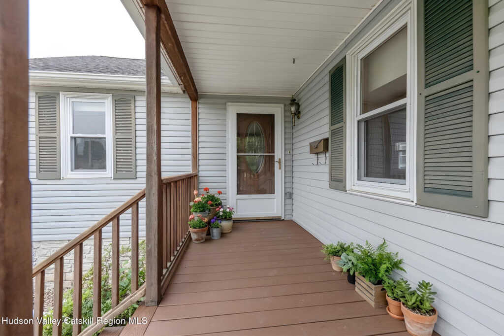 22 Petit Avenue, Kingston, NY 12401 - Photo 3 of 41