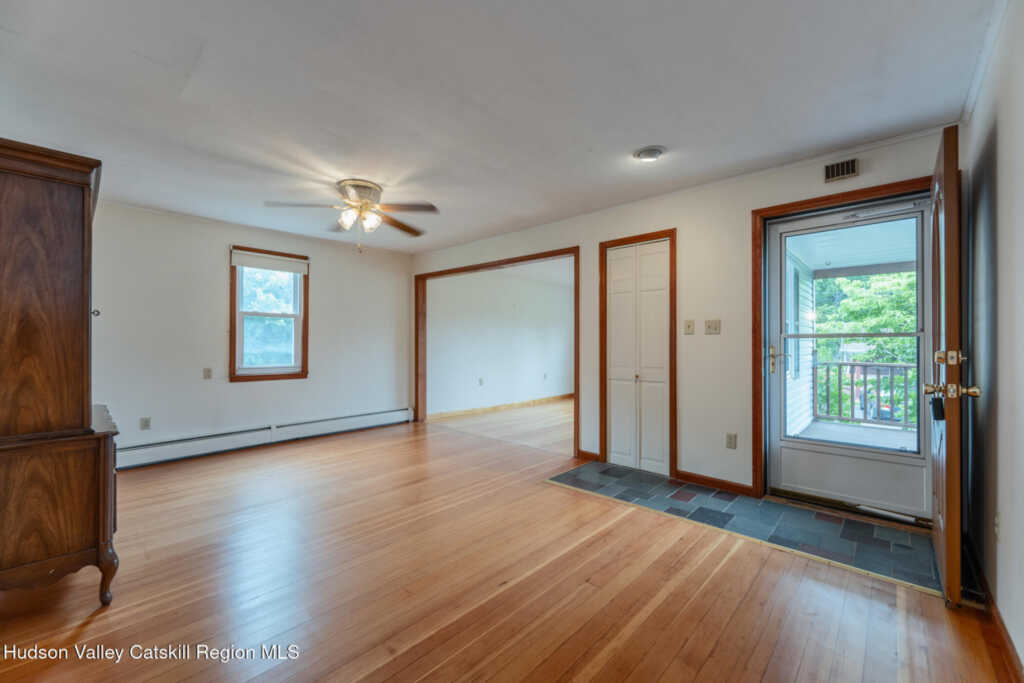 22 Petit Avenue, Kingston, NY 12401 - Photo 5 of 41