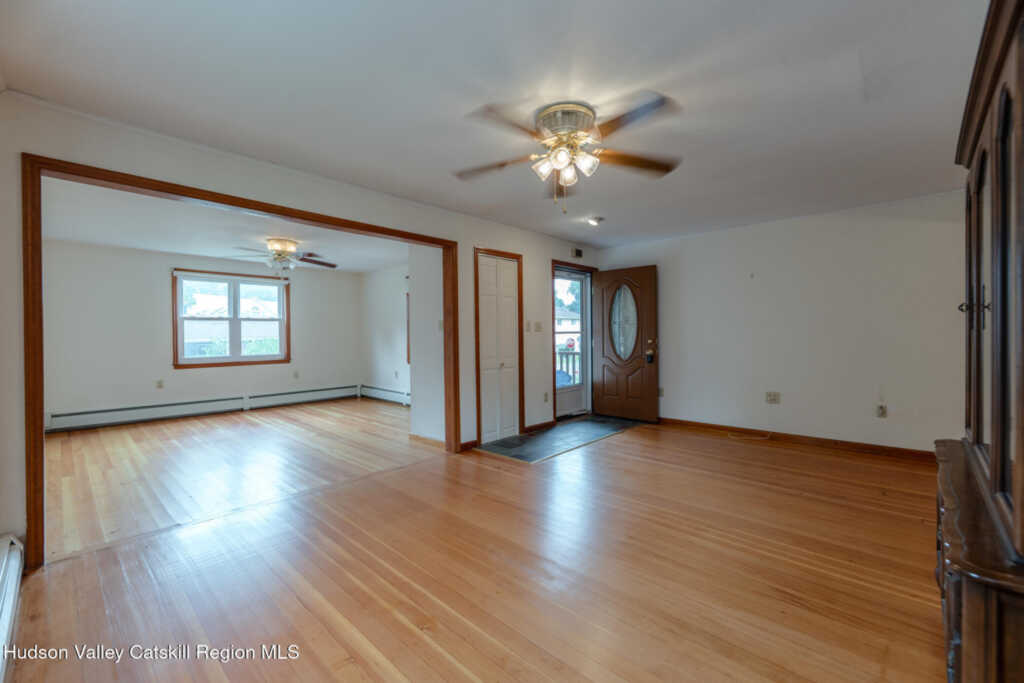 22 Petit Avenue, Kingston, NY 12401 - Photo 8 of 41