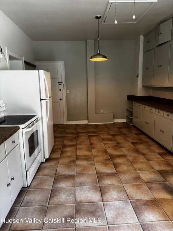 90 Bridge Street, Unit #4, Saugerties, NY 12477 - Photo 3 of 13
