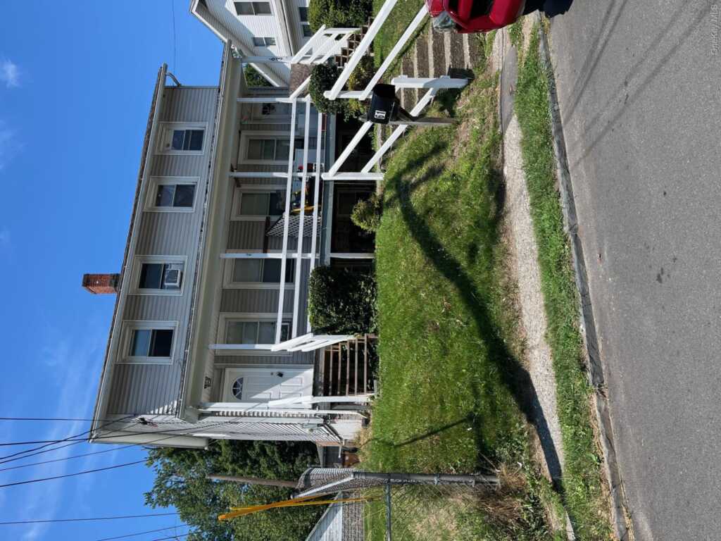 63 Pine Street, Kingston, NY 12401