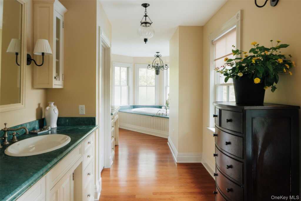62 Livingston Street, Rhinebeck, NY 12572 - Photo 21 of 42
