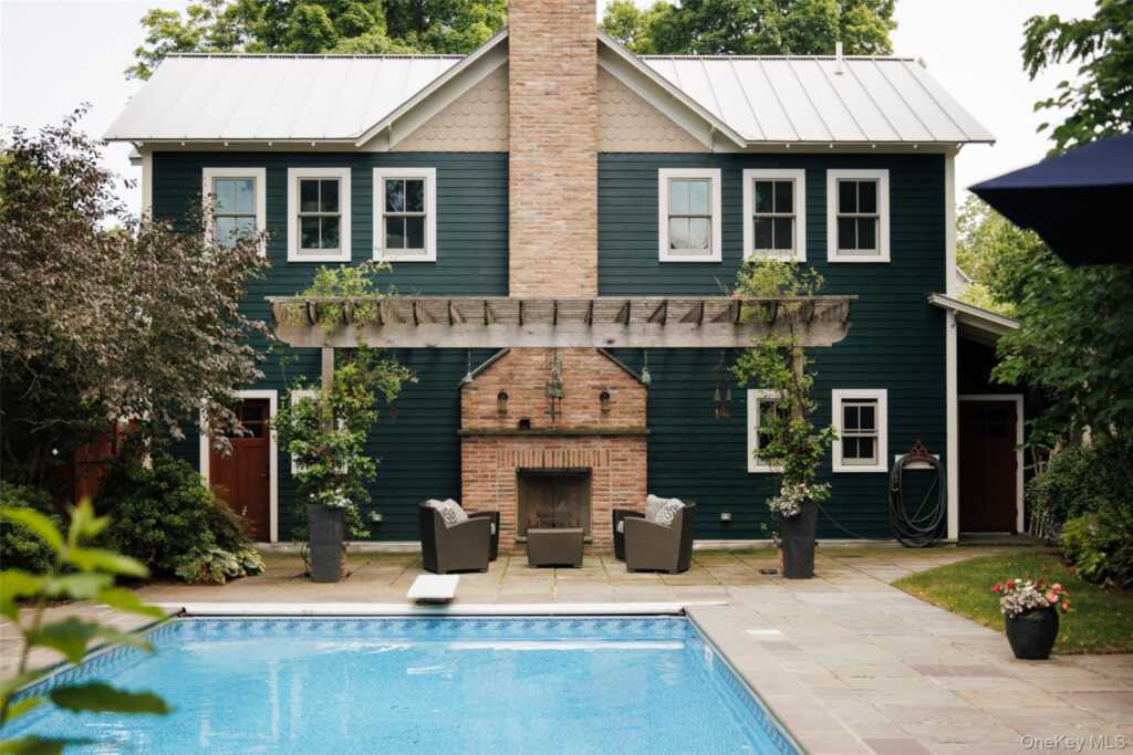 62 Livingston Street, Rhinebeck, NY 12572 - Photo 3 of 42