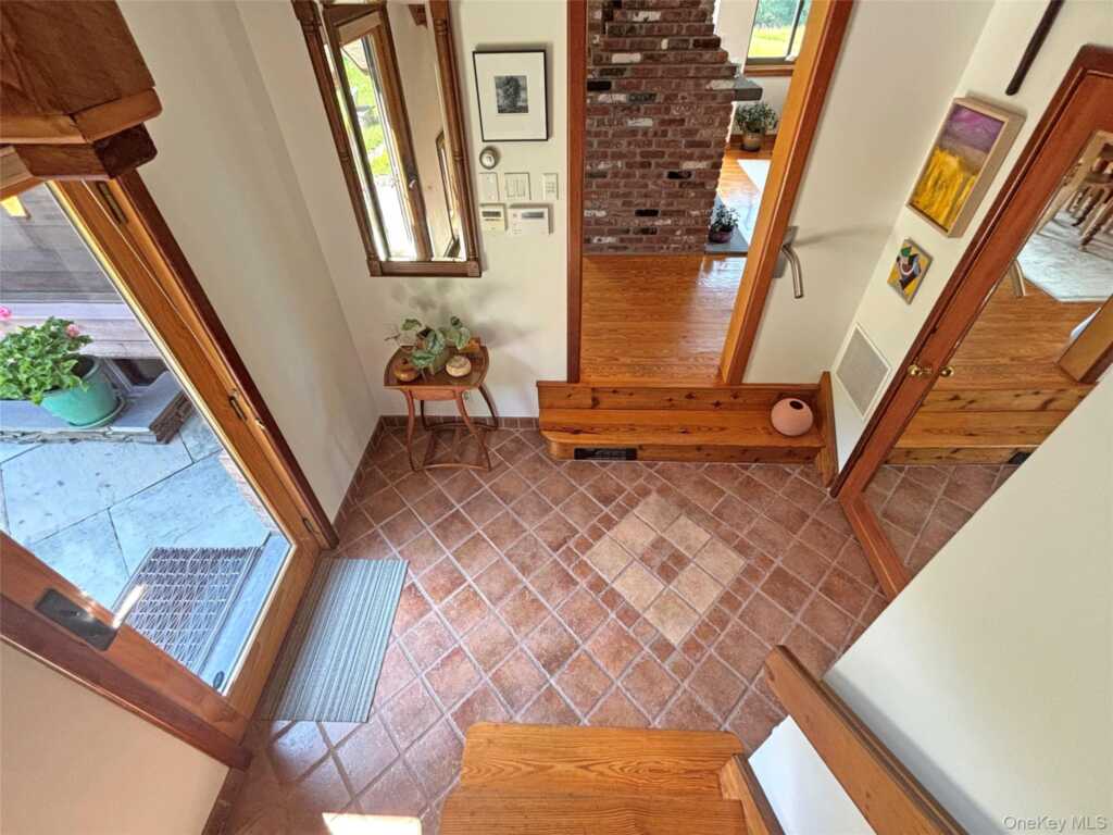 262 Macdaniel Road, Woodstock, NY 12409 - Photo 3 of 49