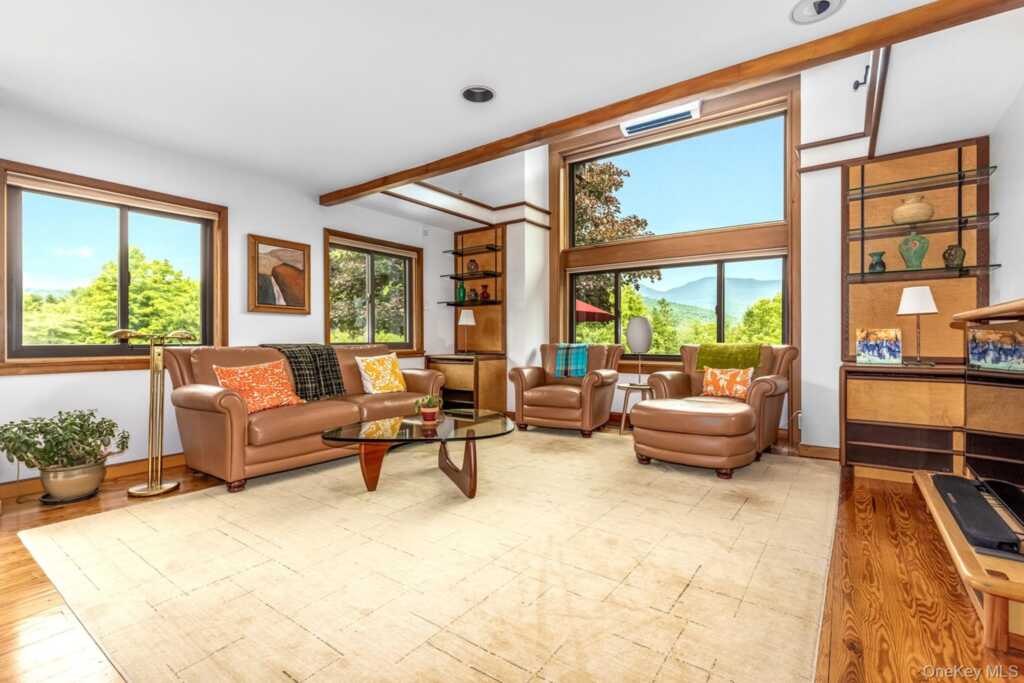 262 Macdaniel Road, Woodstock, NY 12409 - Photo 4 of 49