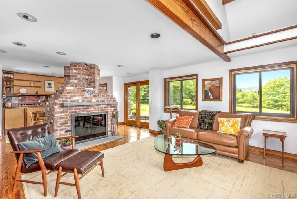 262 Macdaniel Road, Woodstock, NY 12409 - Photo 6 of 49