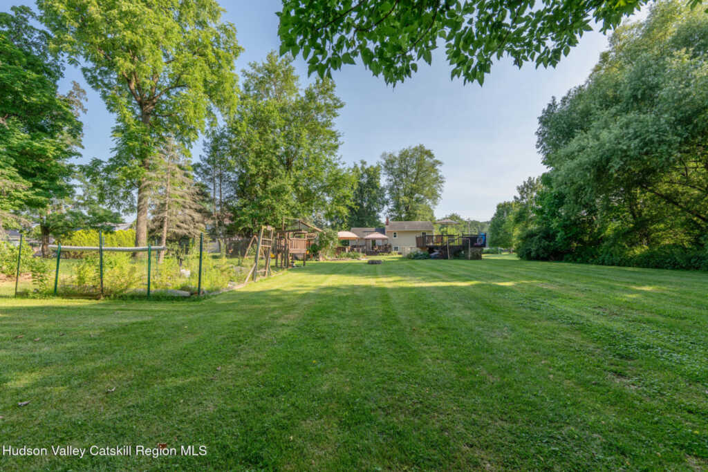 119 Lighthouse Drive, Saugerties, NY 12477 - Photo 29 of 50