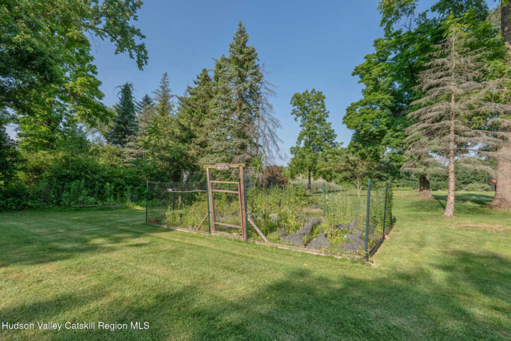 119 Lighthouse Drive, Saugerties, NY 12477 - Photo 30 of 50