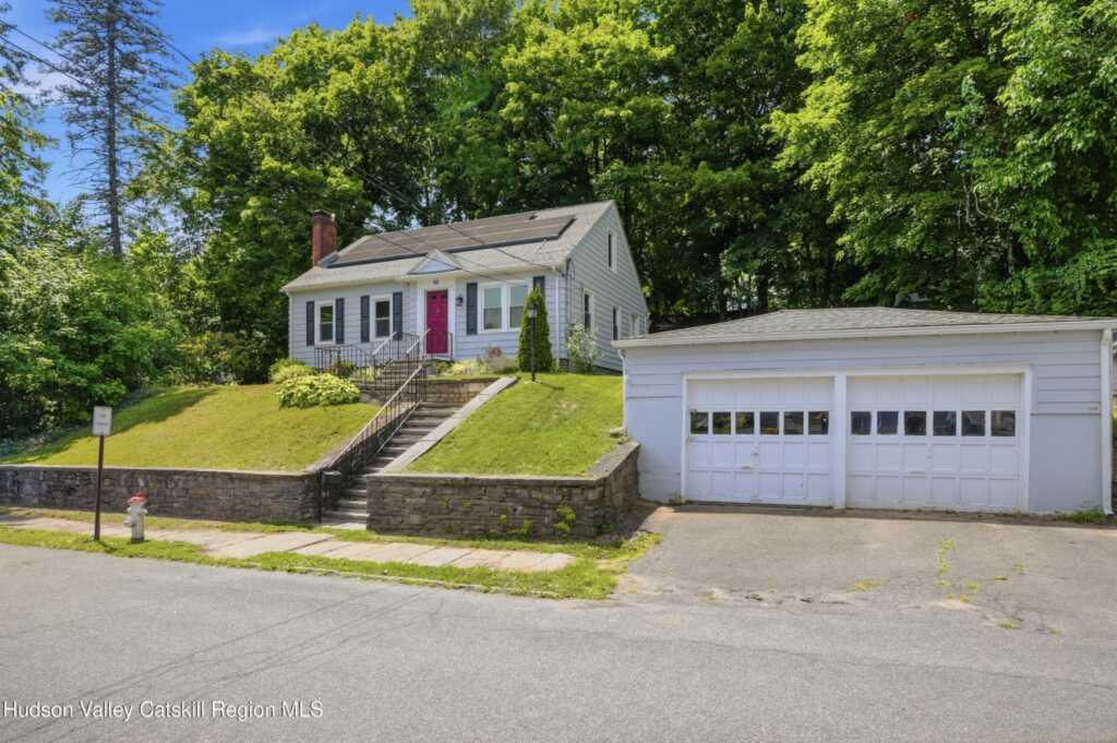 65 Tubby Street, Kingston, NY 12401 - Photo 5 of 39