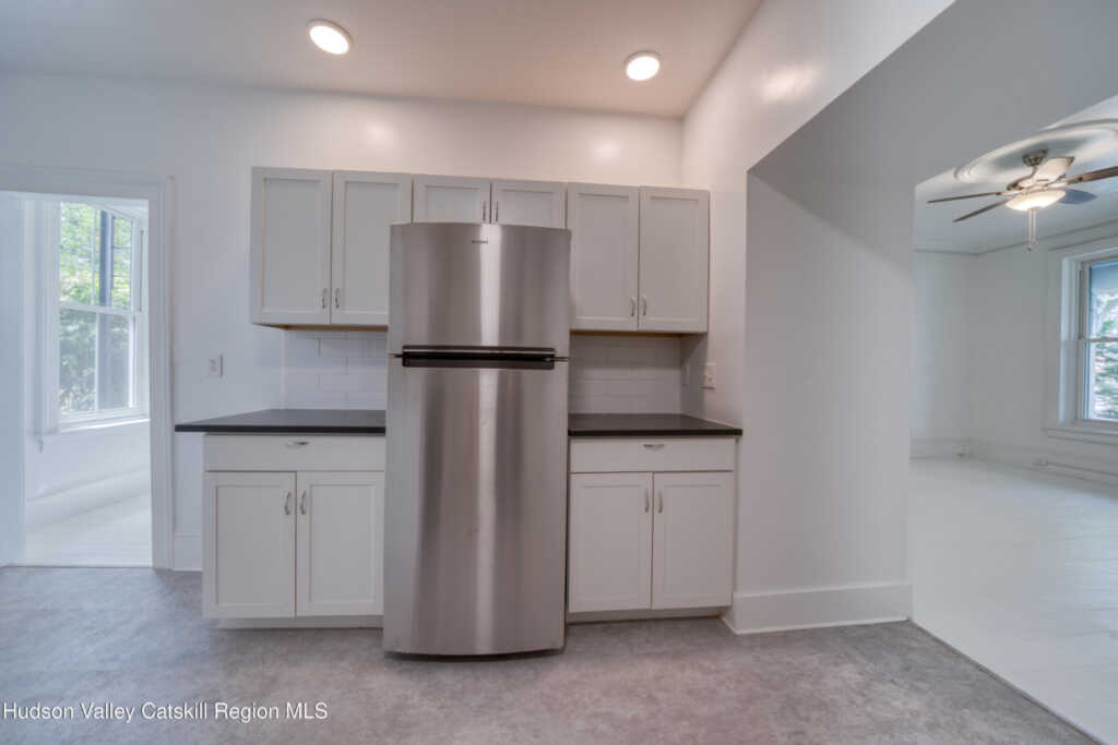 361 Washington Avenue, Kingston, NY 12401 - Photo 10 of 50