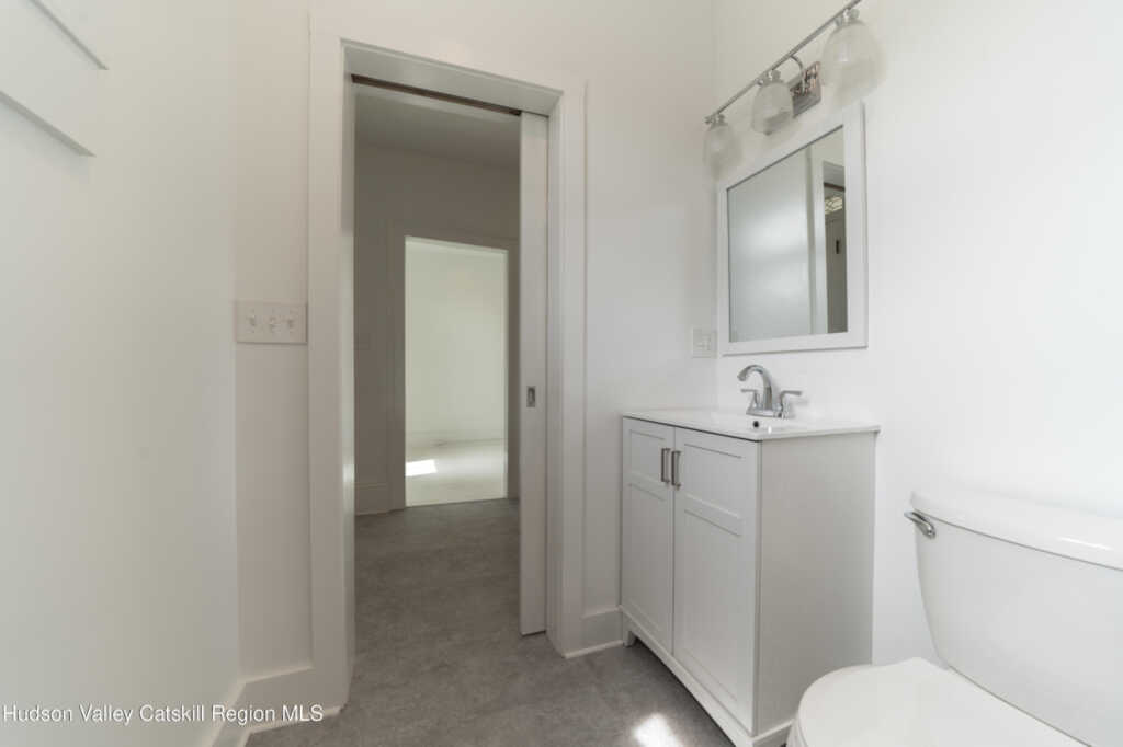 361 Washington Avenue, Kingston, NY 12401 - Photo 13 of 50