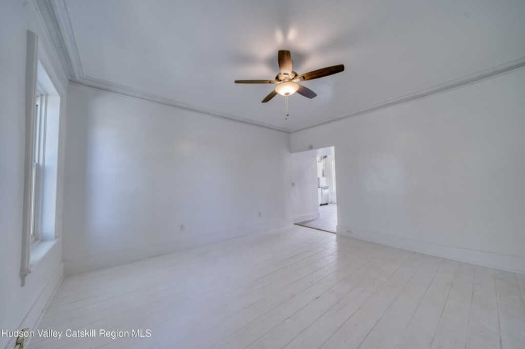 361 Washington Avenue, Kingston, NY 12401 - Photo 23 of 50