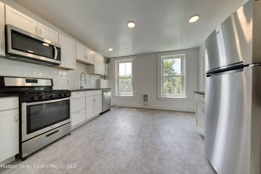 361 Washington Avenue, Kingston, NY 12401 - Photo 33 of 50