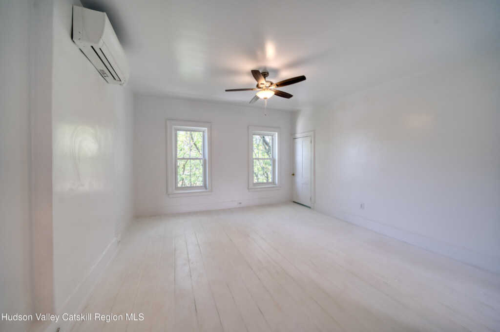 361 Washington Avenue, Kingston, NY 12401 - Photo 36 of 50