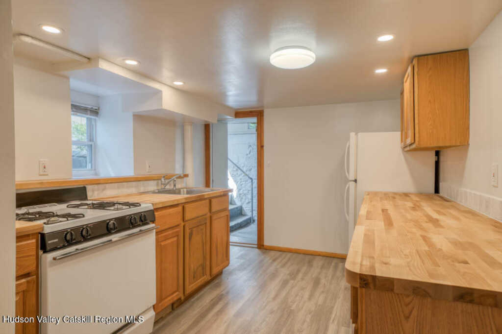 361 Washington Avenue, Kingston, NY 12401 - Photo 47 of 50
