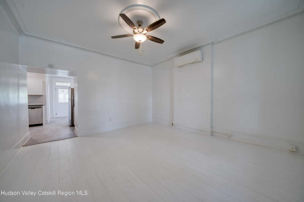 361 Washington Avenue, Kingston, NY 12401 - Photo 8 of 50
