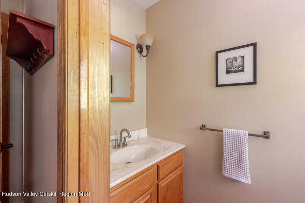 490 Peak Rd., Stone Ridge, NY 12484 - Photo 12 of 46