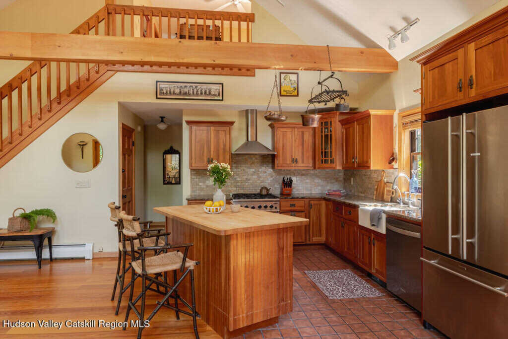 490 Peak Rd., Stone Ridge, NY 12484 - Photo 3 of 46