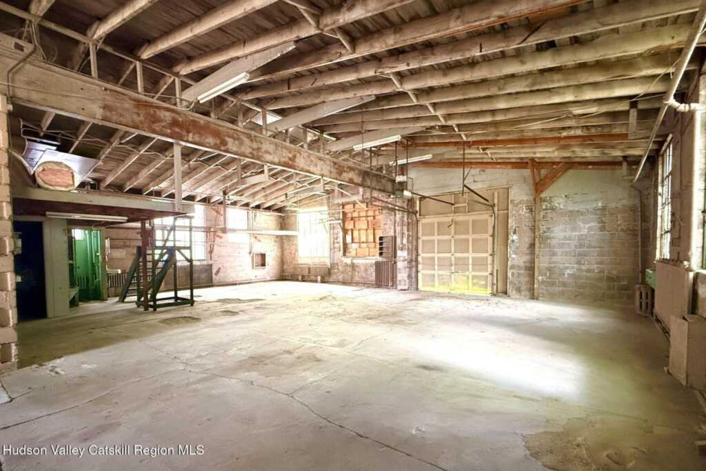 64 Manor Place, Kingston, NY 12401 - Photo 7 of 17