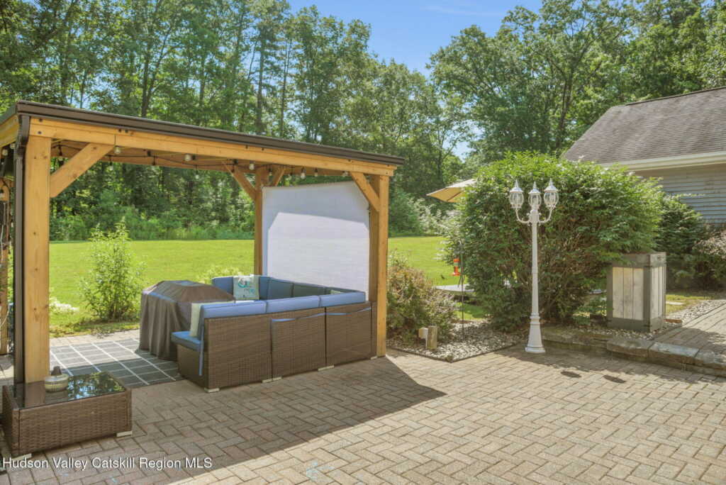 57 Pauline Lane, Saugerties, NY 12477 - Photo 9 of 33