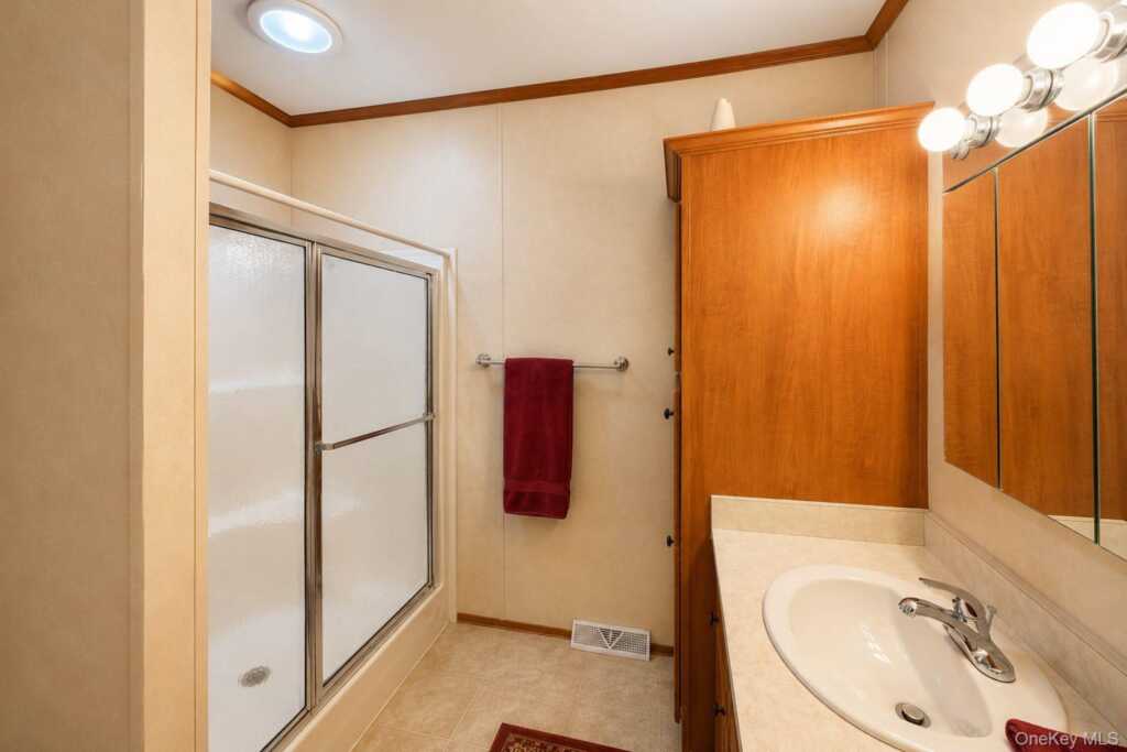 131 Rymrock Road, Unit #18, Kingston, NY 12401 - Photo 11 of 17