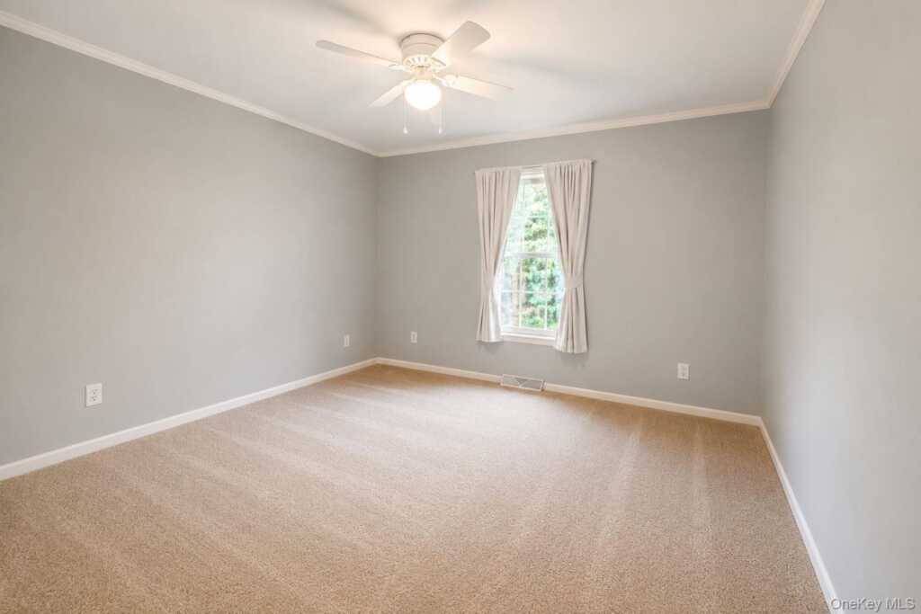 131 Rymrock Road, Unit #18, Kingston, NY 12401 - Photo 13 of 17