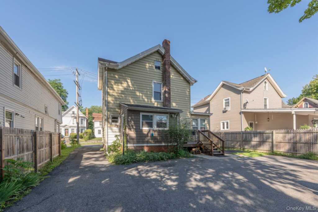 315 Washington Avenue, Kingston, NY 12401 - Photo 25 of 27