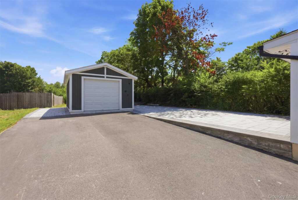 142 Railroad Avenue, Kingston, NY 12401 - Photo 23 of 30
