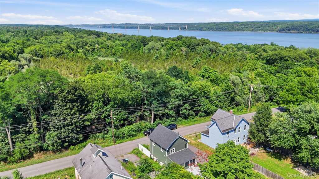 142 Railroad Avenue, Kingston, NY 12401 - Photo 26 of 30