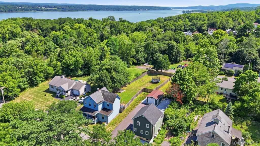 142 Railroad Avenue, Kingston, NY 12401 - Photo 27 of 30