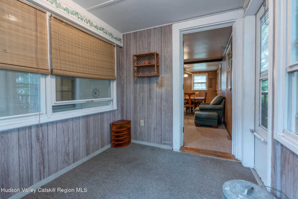 138 Harding Avenue, Kingston, NY 12401 - Photo 15 of 48