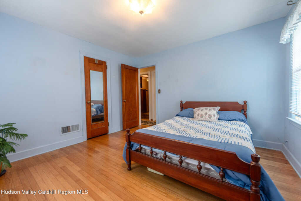 138 Harding Avenue, Kingston, NY 12401 - Photo 17 of 48