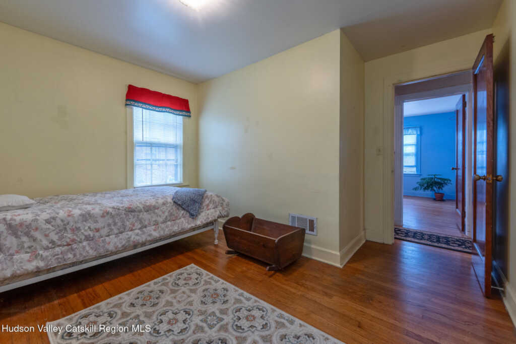 138 Harding Avenue, Kingston, NY 12401 - Photo 24 of 48