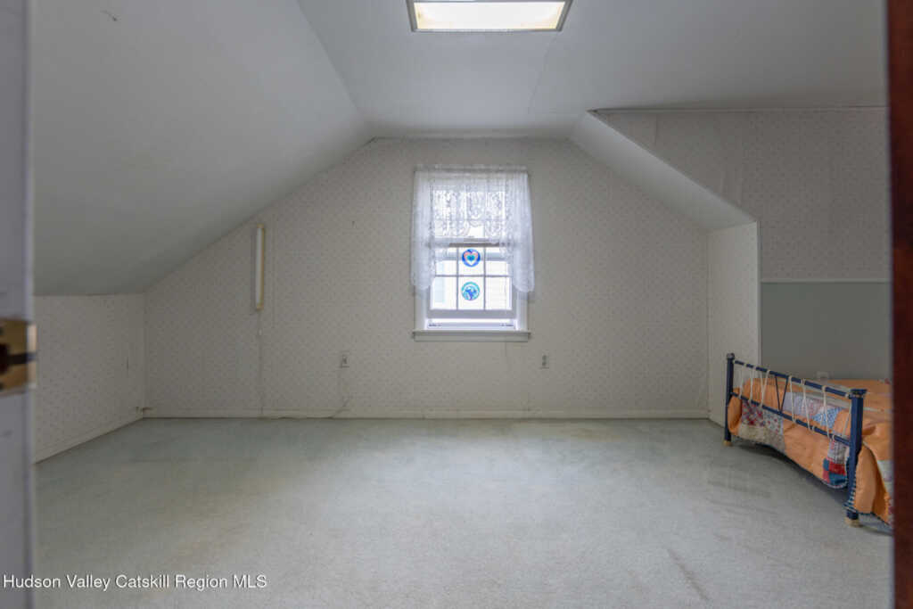 138 Harding Avenue, Kingston, NY 12401 - Photo 33 of 48
