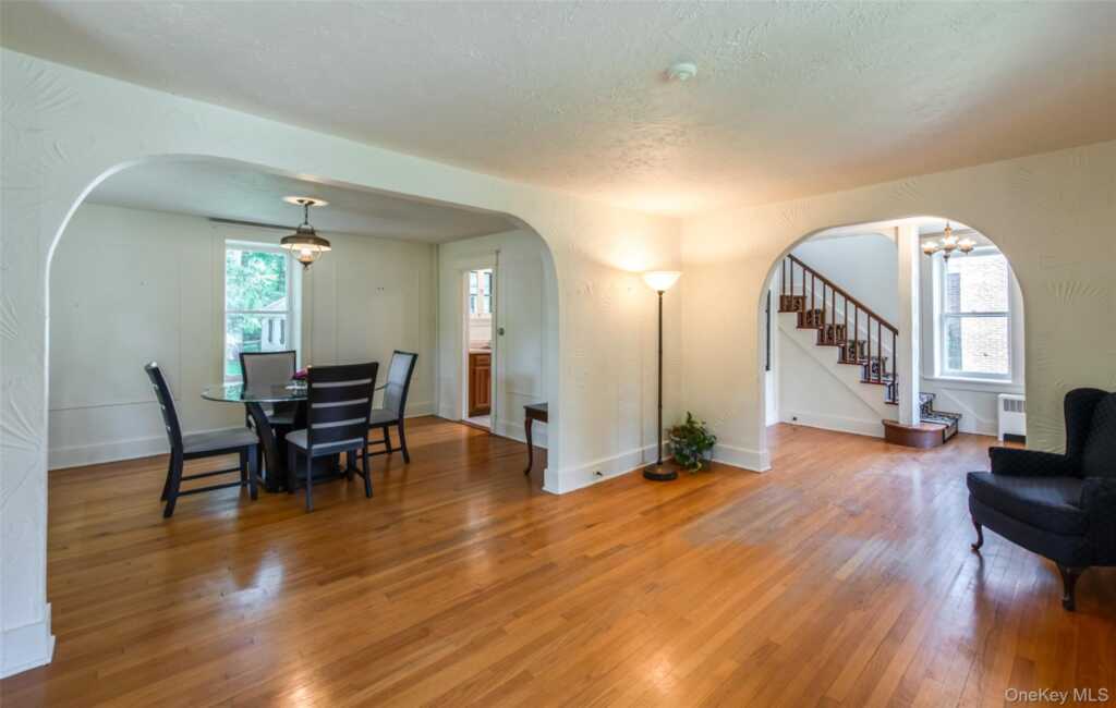 46 N Parsonage Street, Rhinebeck, NY 12572 - Photo 13 of 49