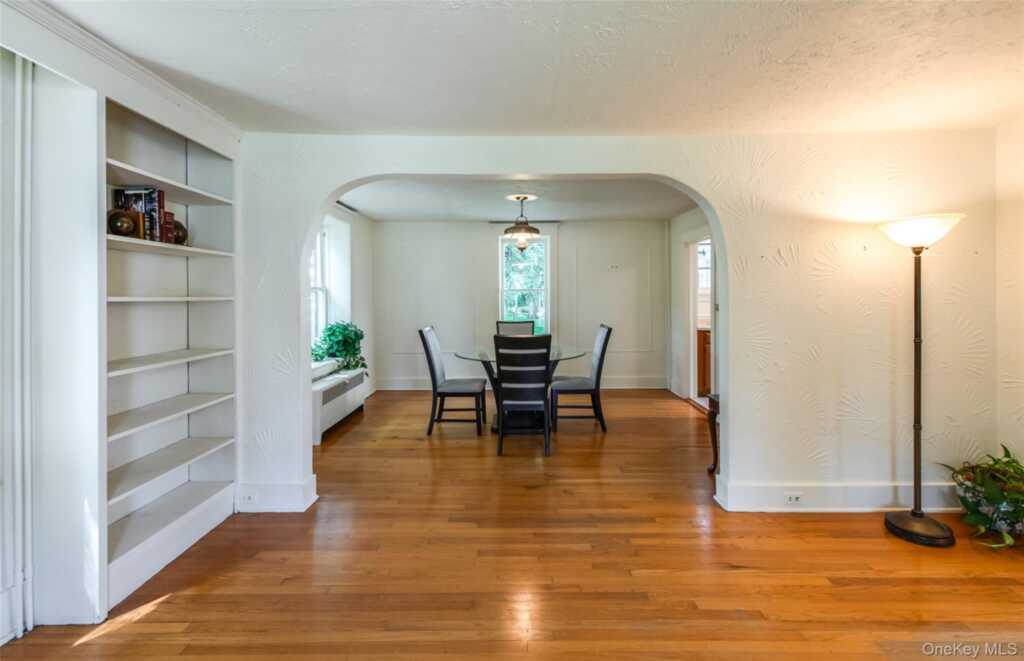 46 N Parsonage Street, Rhinebeck, NY 12572 - Photo 14 of 49