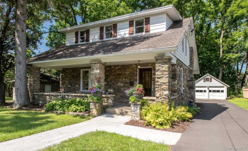 46 N Parsonage Street, Rhinebeck, NY 12572 - Photo 2 of 49