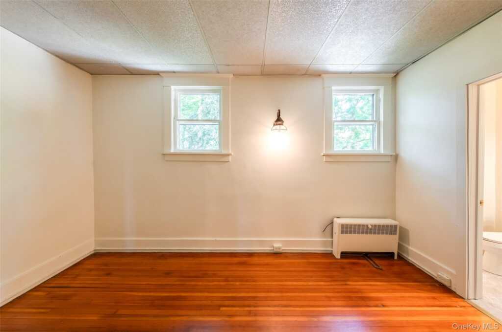 46 N Parsonage Street, Rhinebeck, NY 12572 - Photo 28 of 49
