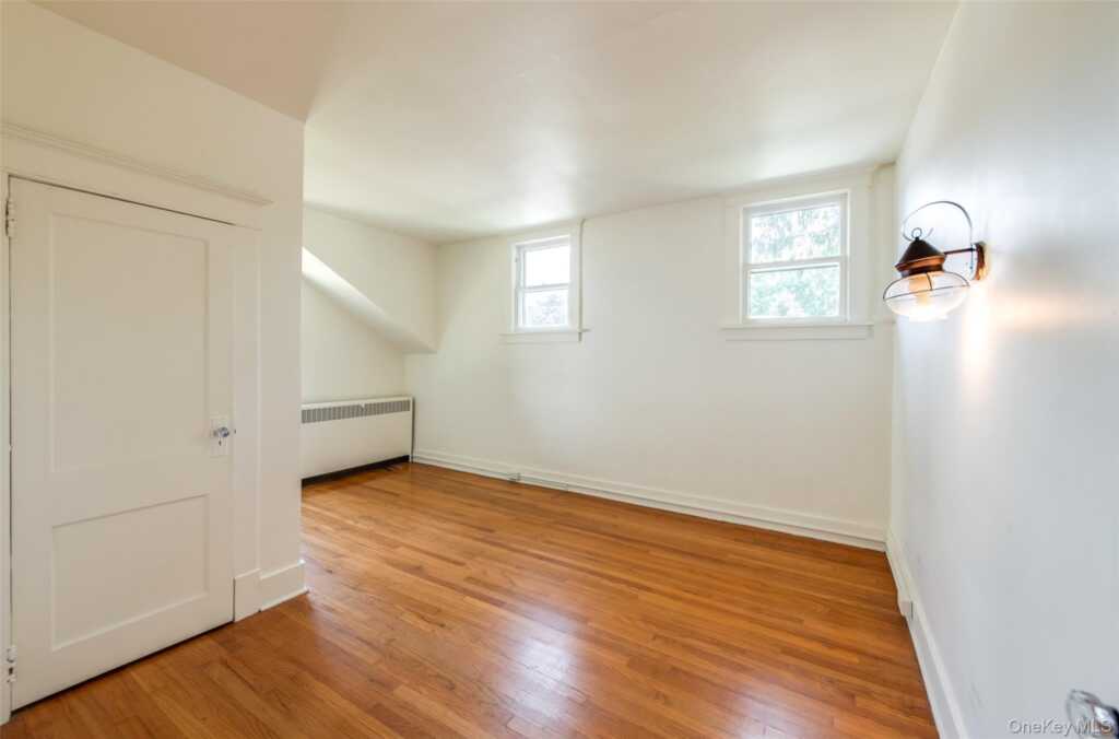 46 N Parsonage Street, Rhinebeck, NY 12572 - Photo 33 of 49