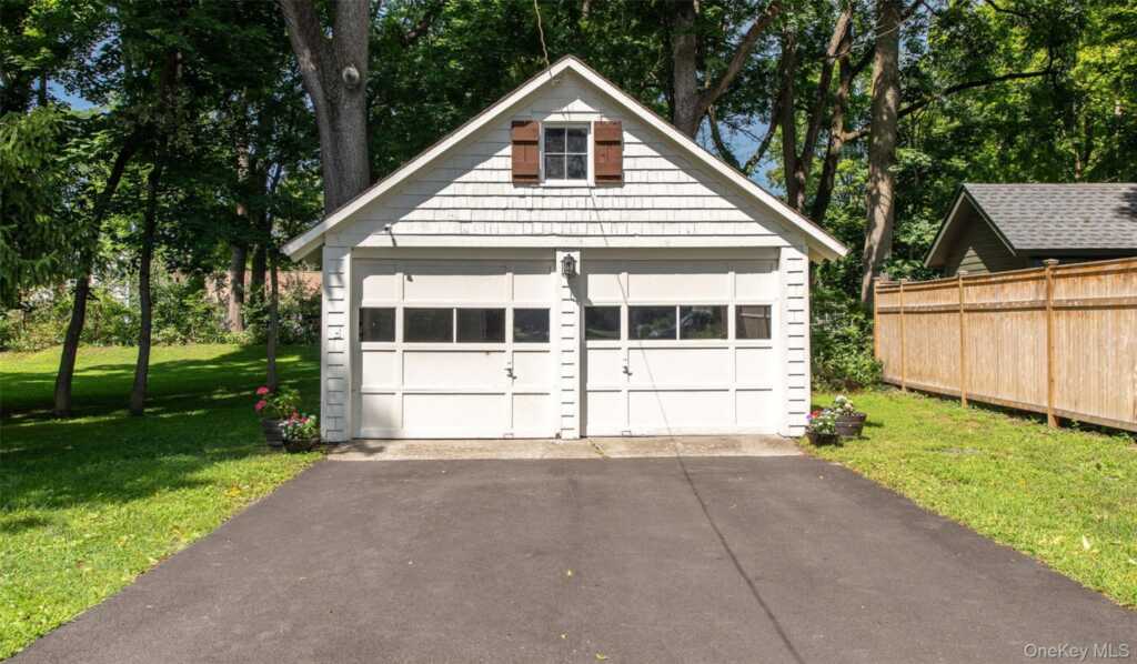 46 N Parsonage Street, Rhinebeck, NY 12572 - Photo 43 of 49