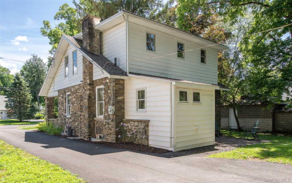 46 N Parsonage Street, Rhinebeck, NY 12572 - Photo 44 of 49