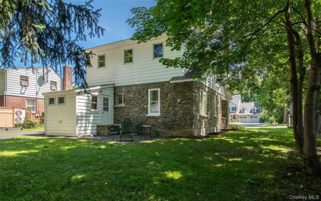 46 N Parsonage Street, Rhinebeck, NY 12572 - Photo 45 of 49