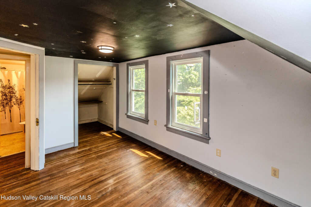 311 Lucas Avenue, Kingston, NY 12401 - Photo 25 of 35