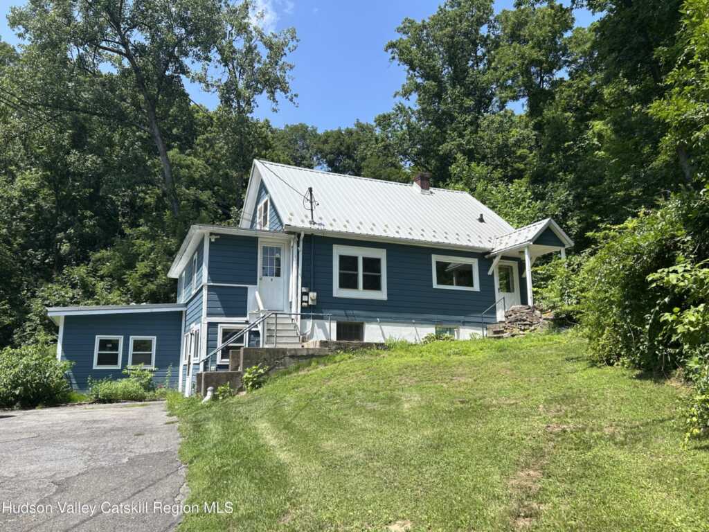 115 Creek Locks Road, Unit #1, Rosendale, NY 12472