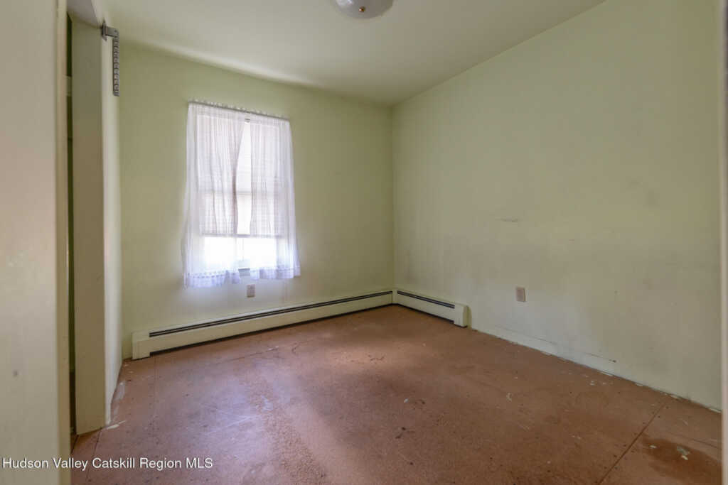 463 Main Street, Saugerties, NY 12477 - Photo 24 of 32