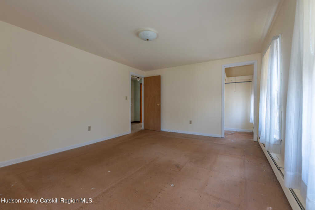 463 Main Street, Saugerties, NY 12477 - Photo 25 of 32