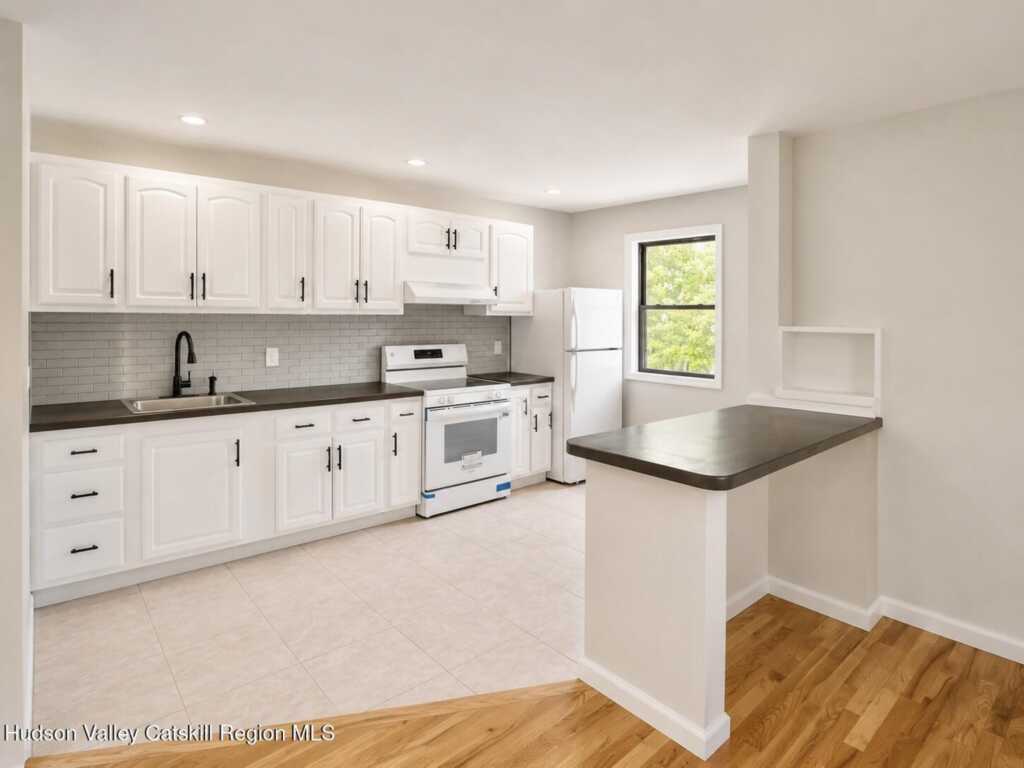 149 Route 32a, Unit ##A, Saugerties, NY 12477 - Photo 3 of 13