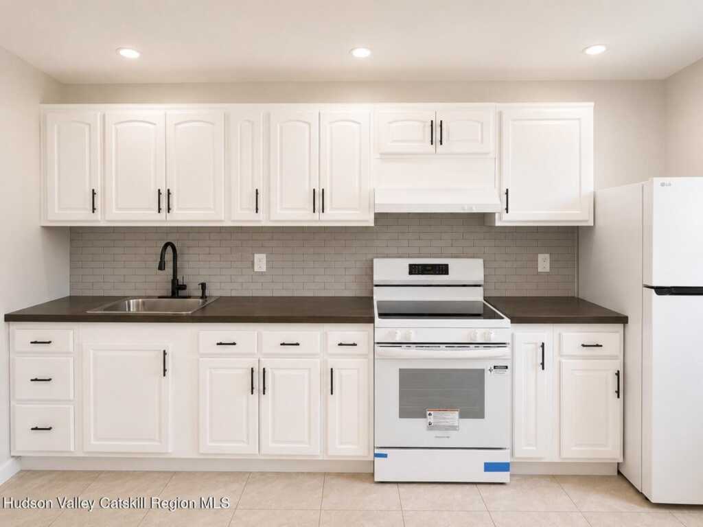 149 Route 32a, Unit ##A, Saugerties, NY 12477 - Photo 5 of 13