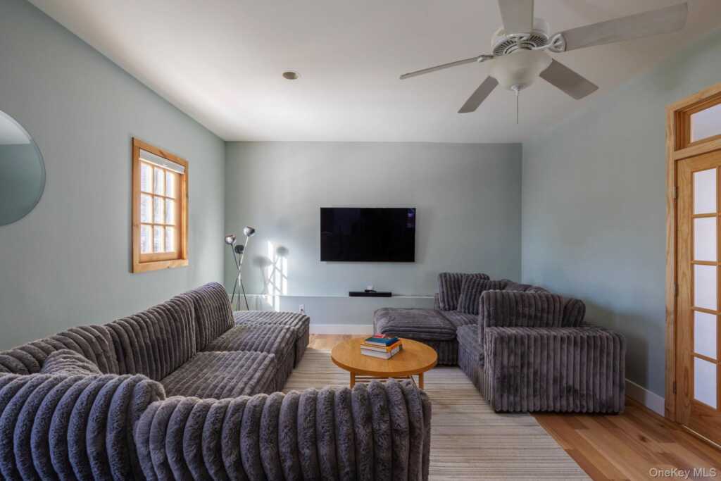 420 Rhinecliff Road, Rhinebeck, NY 12572 - Photo 28 of 35