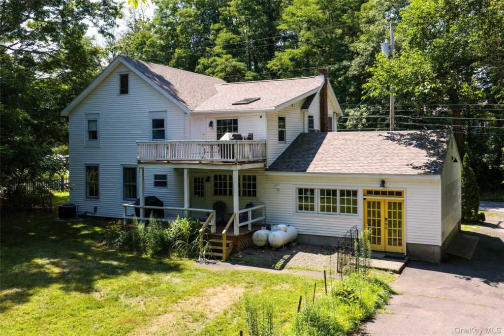 420 Rhinecliff Road, Rhinebeck, NY 12572 - Photo 32 of 35